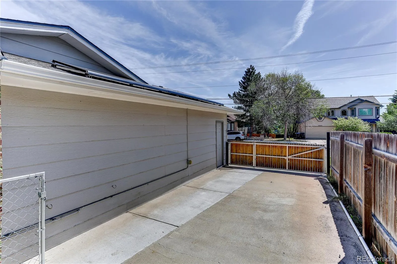 6937 Pierce Street Arvada CO 80003 MLS #REC4212499 05242026213812 1600 45