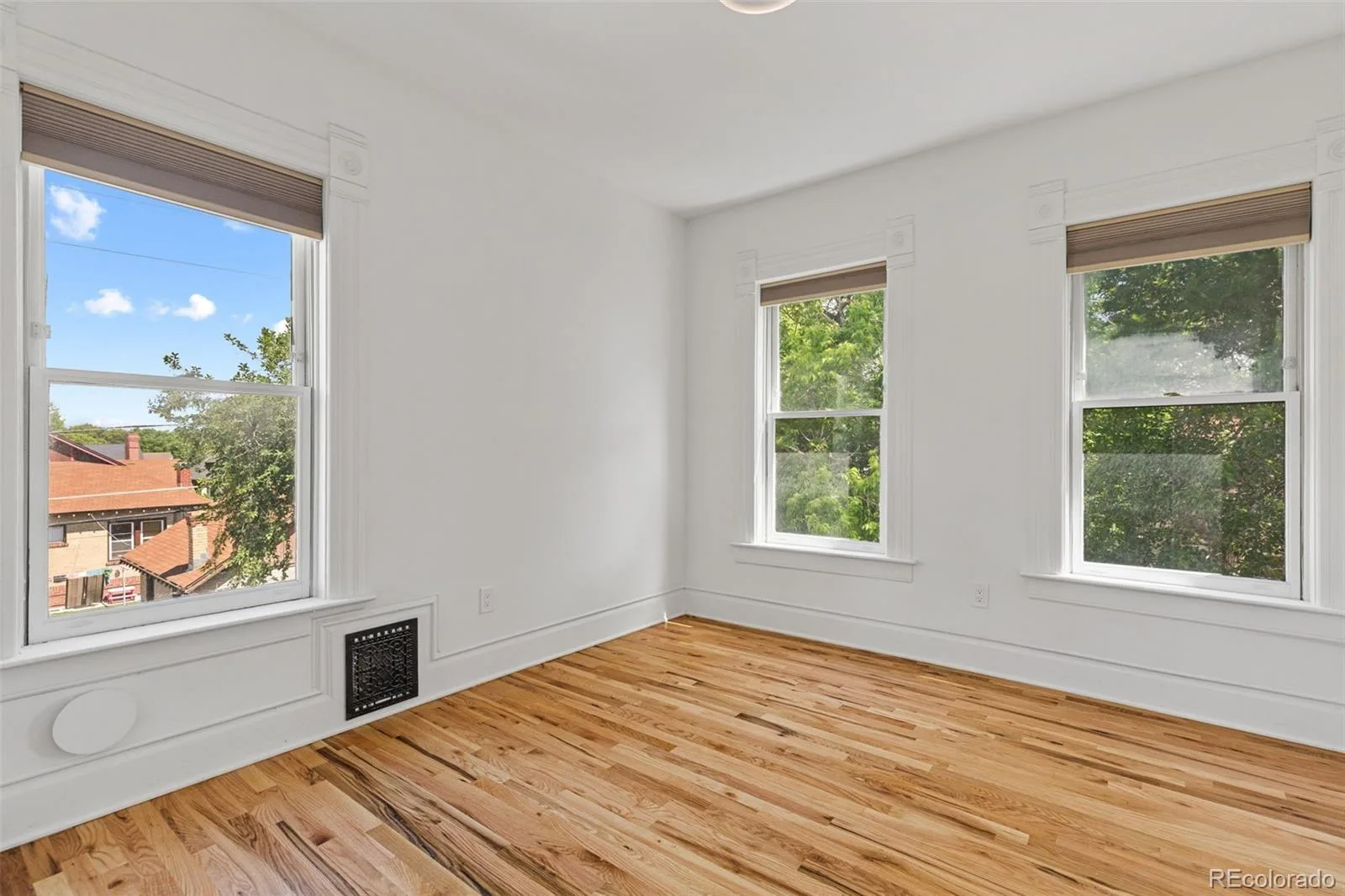 1444 N Stuart Street Denver CO 80204 | MLS #REC4213812 08102026182420 1600 29
