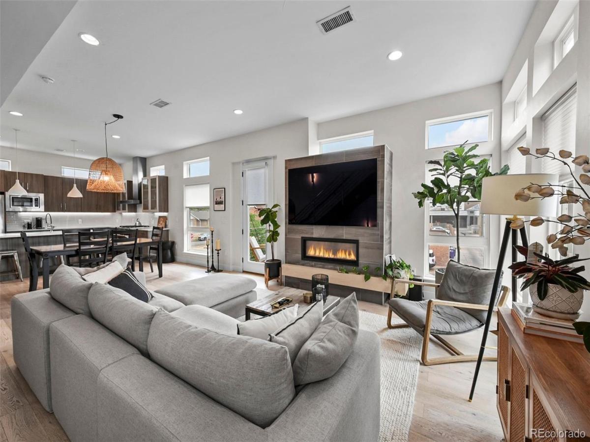 MLS #REC4213977 image #0