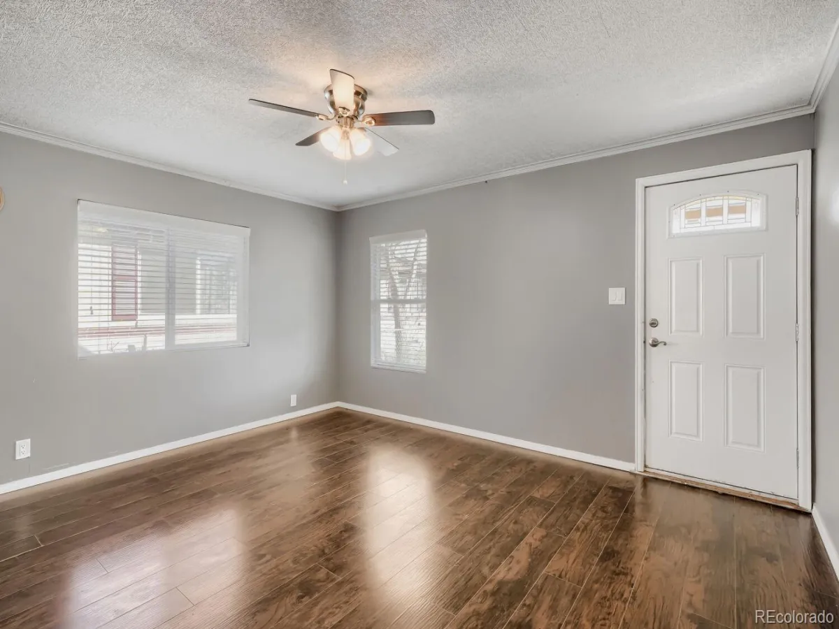2263 W Parkhill Avenue Littleton CO 80120 MLS #REC4214140 05182026194749 1200 11