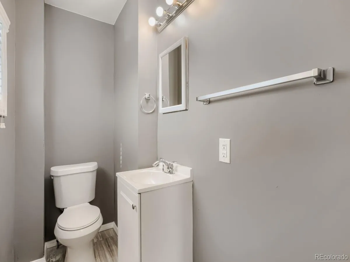 2263 W Parkhill Avenue Littleton CO 80120 MLS #REC4214140 05182026194749 1200 16