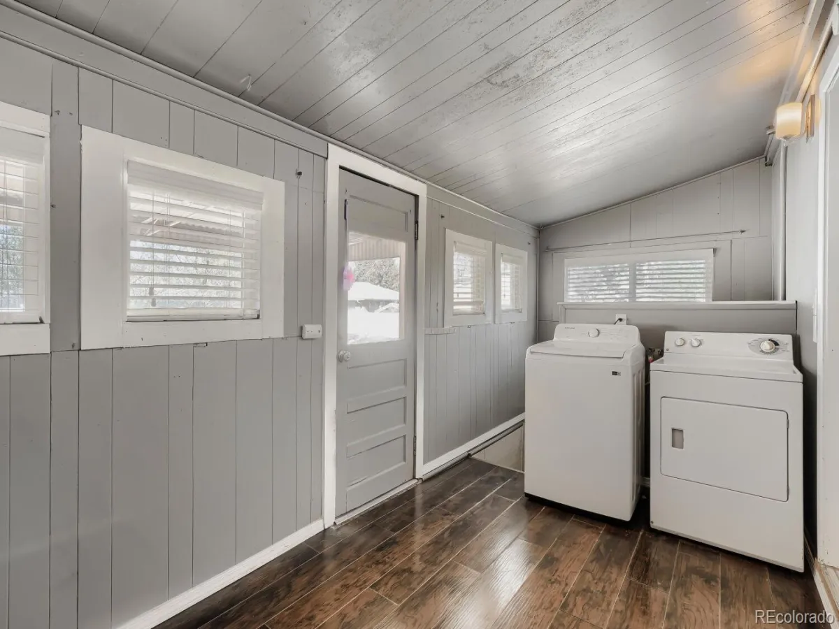 2263 W Parkhill Avenue Littleton CO 80120 MLS #REC4214140 05182026194749 1200 26