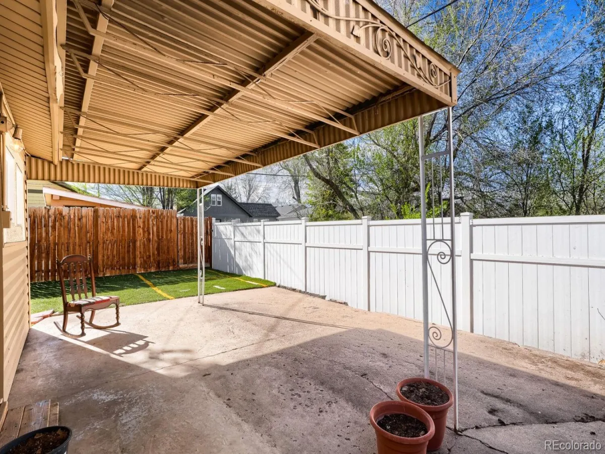 2263 W Parkhill Avenue Littleton CO 80120 MLS #REC4214140 05182026194749 1200 28