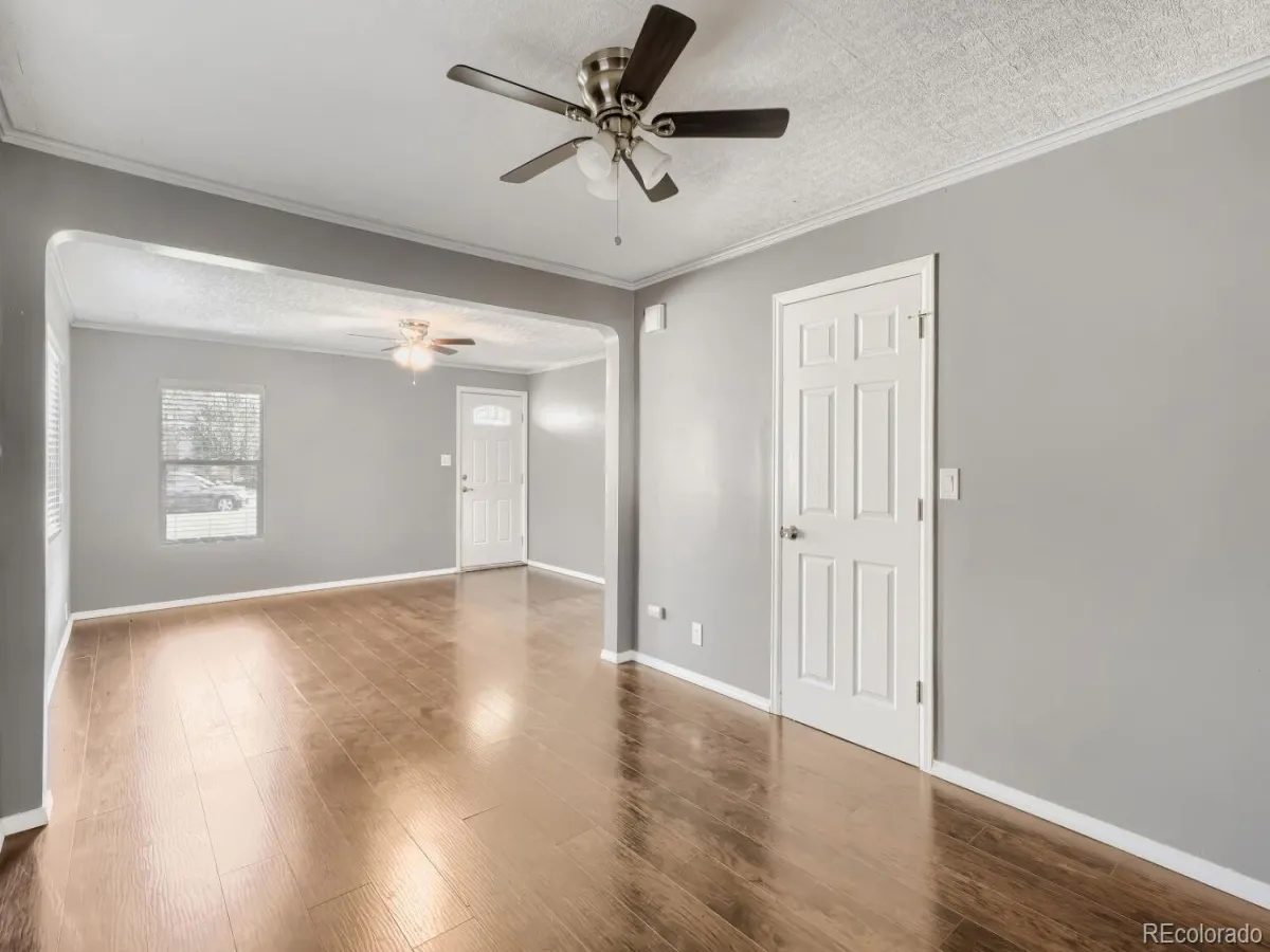 2263 W Parkhill Avenue Littleton CO 80120 MLS #REC4214140 05182026194749 1200 7
