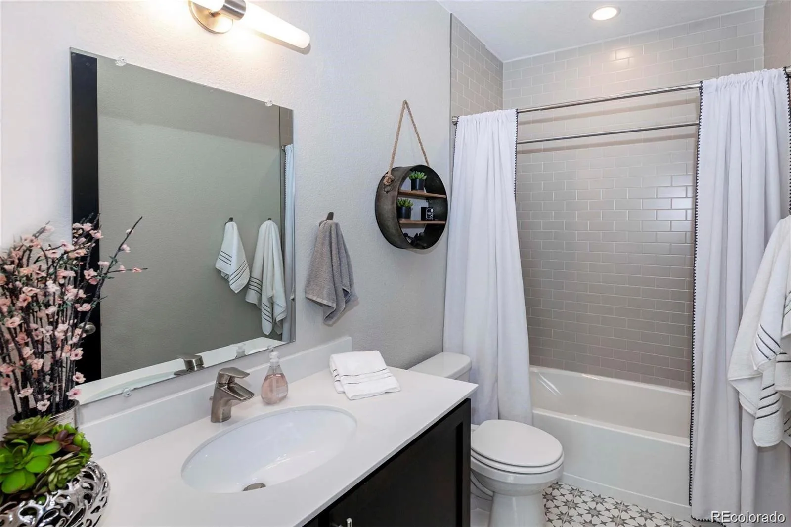 1615 Harlan Street #6 Lakewood CO 80214 | MLS #REC4216667 09232026064203 1600 12