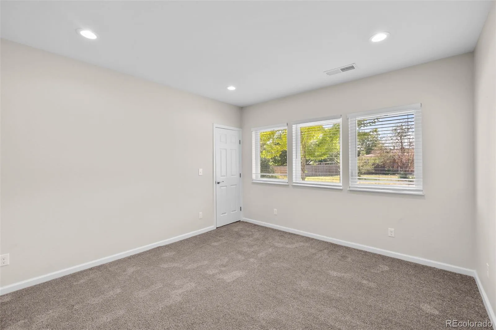 3301 W Union Avenue Englewood CO 80110 | MLS #REC4217035 08182026203112 1600 20