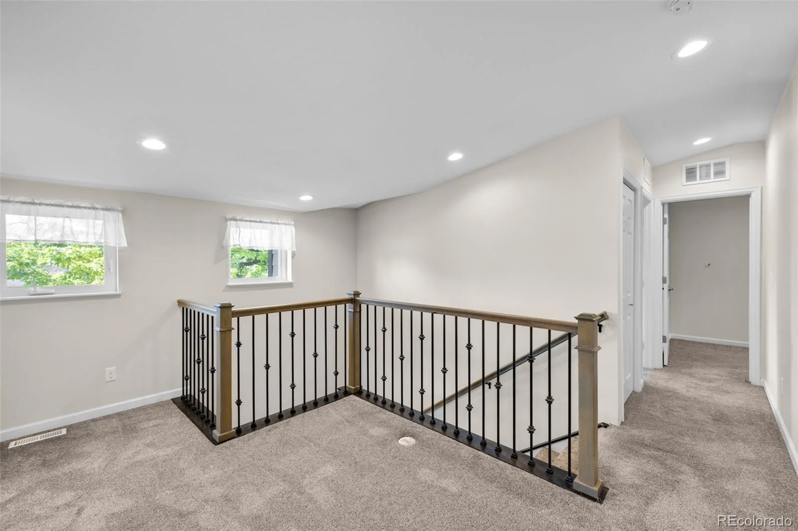 3301 W Union Avenue Englewood CO 80110 | MLS #REC4217035 08182026203112 1600 9