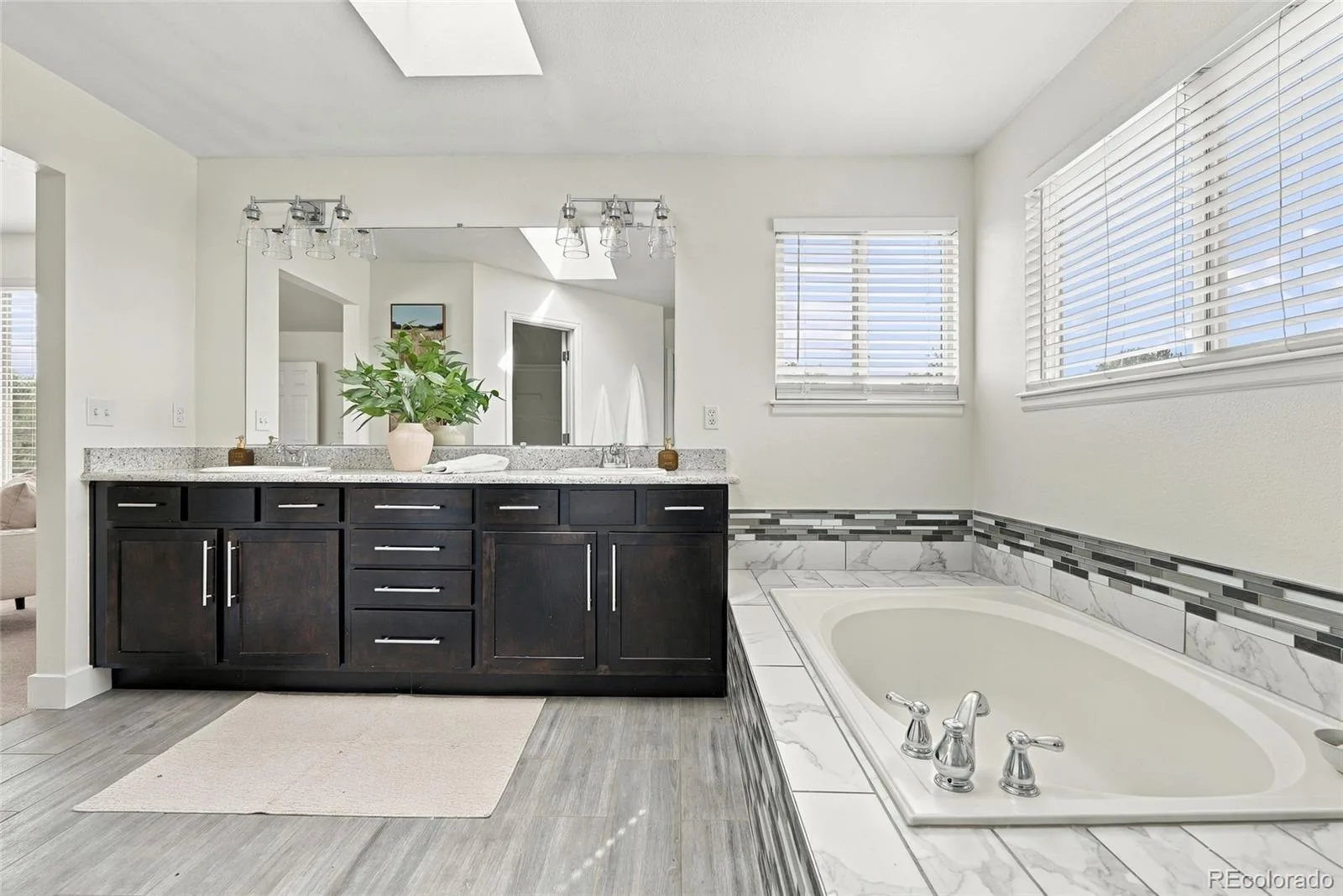 5070 S Olathe Centennial CO 80015 | MLS #REC4217448 10012026155457 1600 28