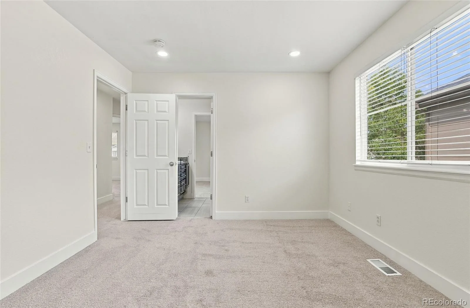 5070 S Olathe Centennial CO 80015 | MLS #REC4217448 10012026155457 1600 31