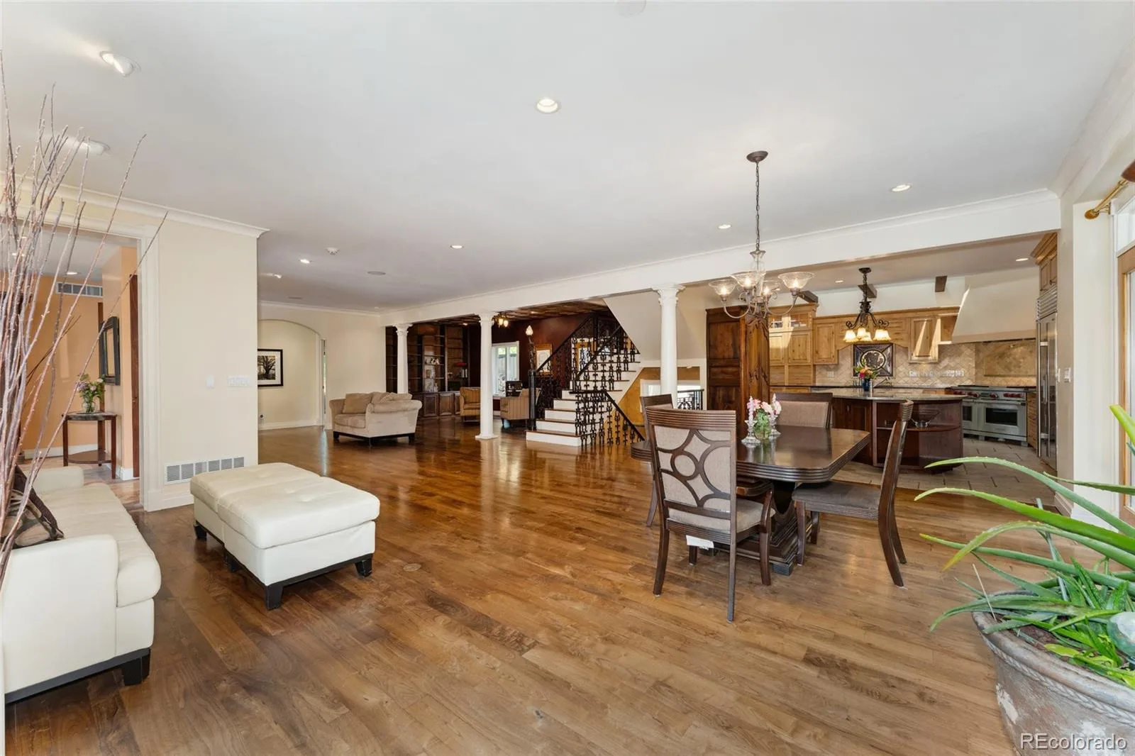 6901 E 12th Avenue Denver CO 80220 | MLS #REC4217728 08242026202145 1600 12