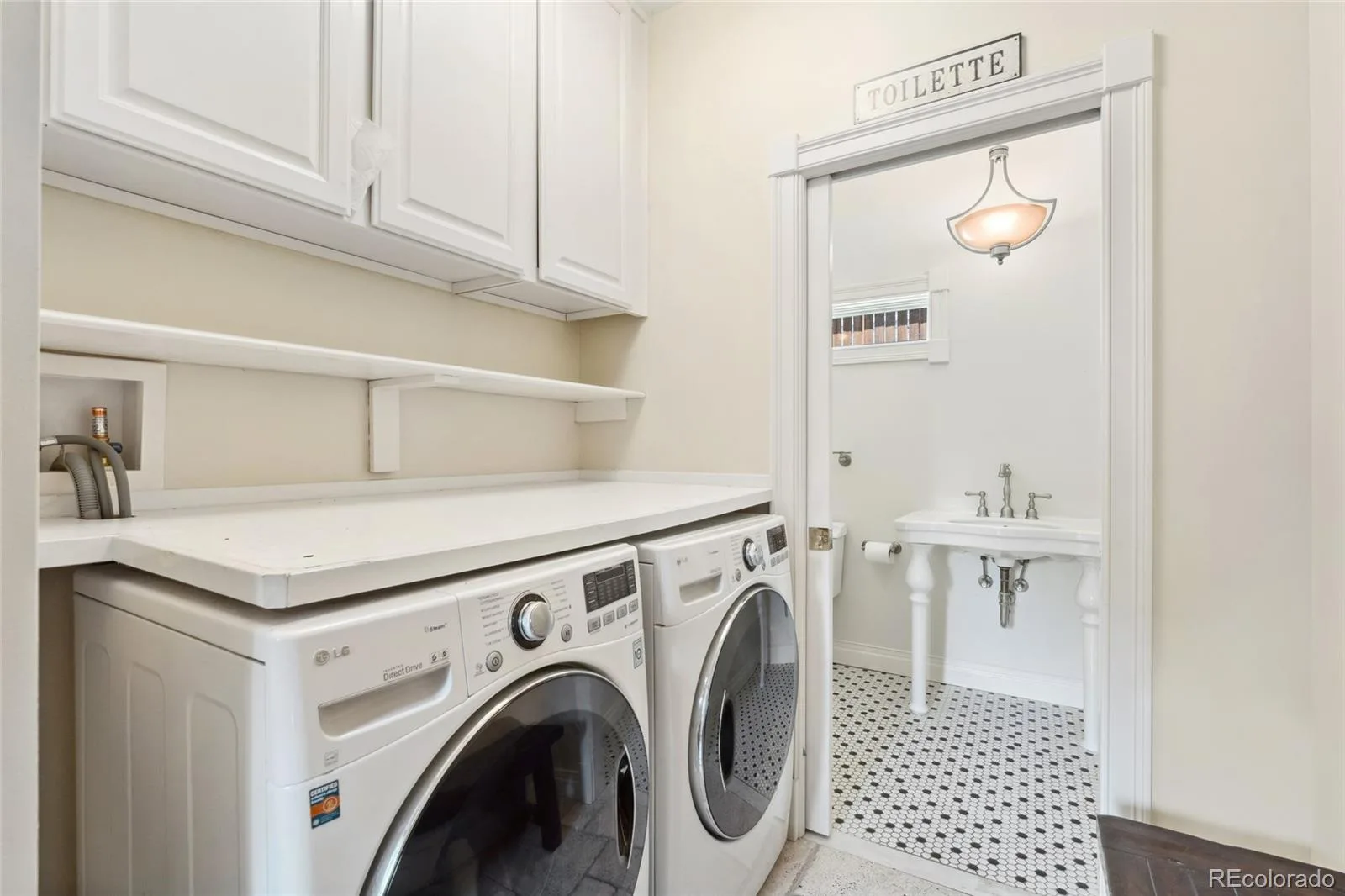 6901 E 12th Avenue Denver CO 80220 | MLS #REC4217728 08242026202145 1600 24