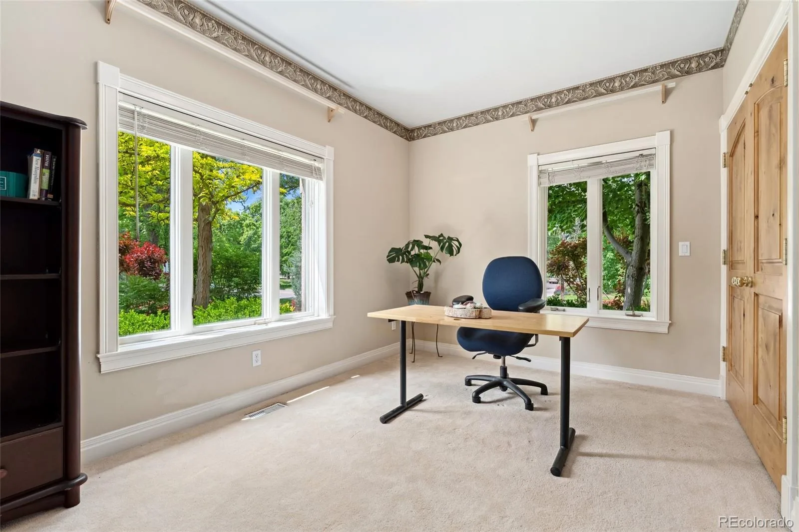 6901 E 12th Avenue Denver CO 80220 | MLS #REC4217728 08242026202145 1600 25