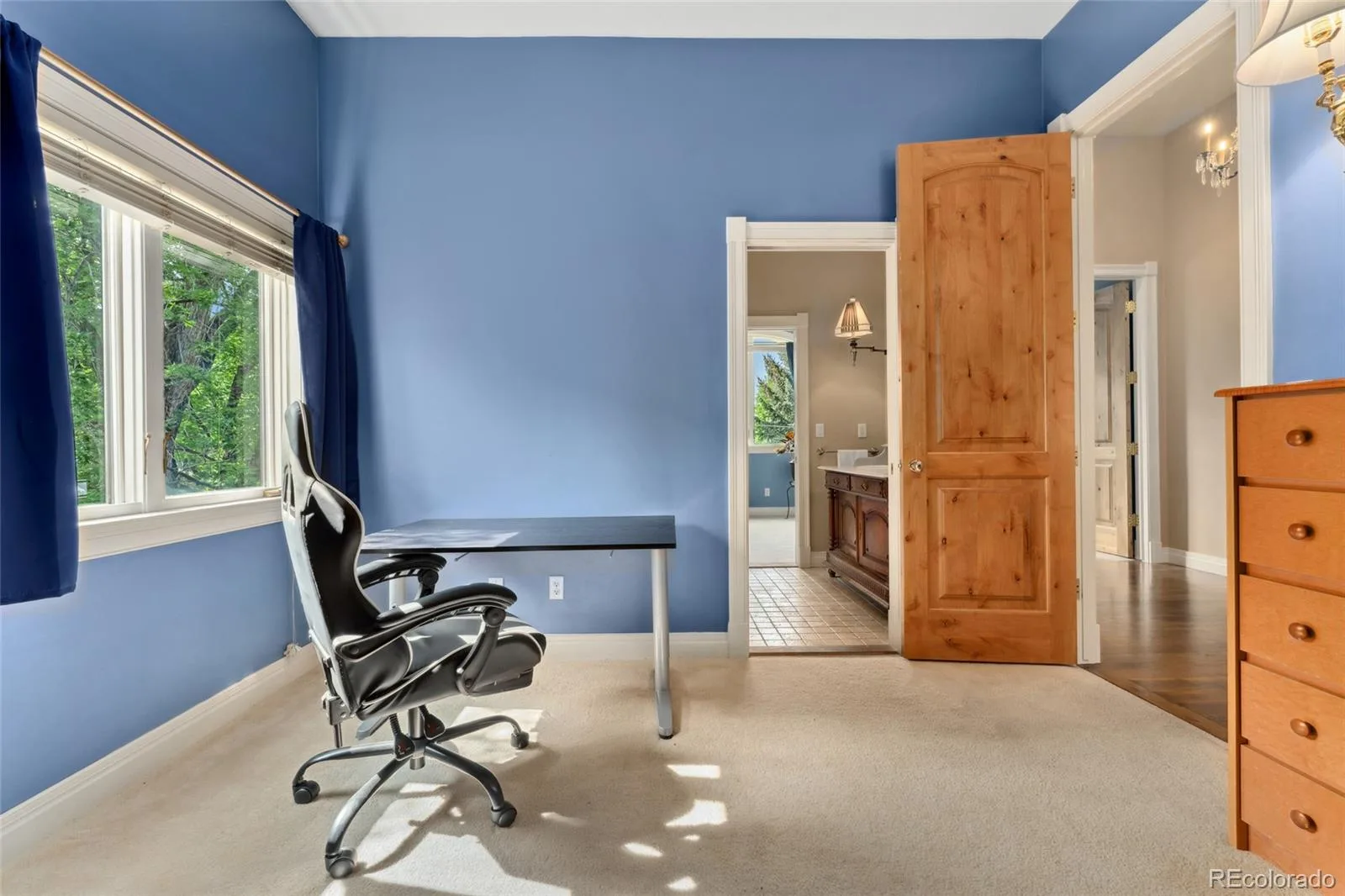6901 E 12th Avenue Denver CO 80220 | MLS #REC4217728 08242026202145 1600 33