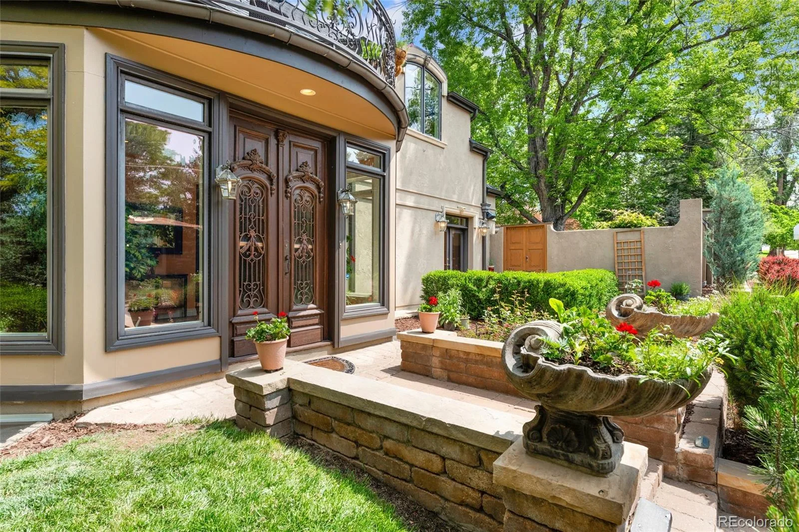 6901 E 12th Avenue Denver CO 80220 | MLS #REC4217728 08242026202145 1600 39