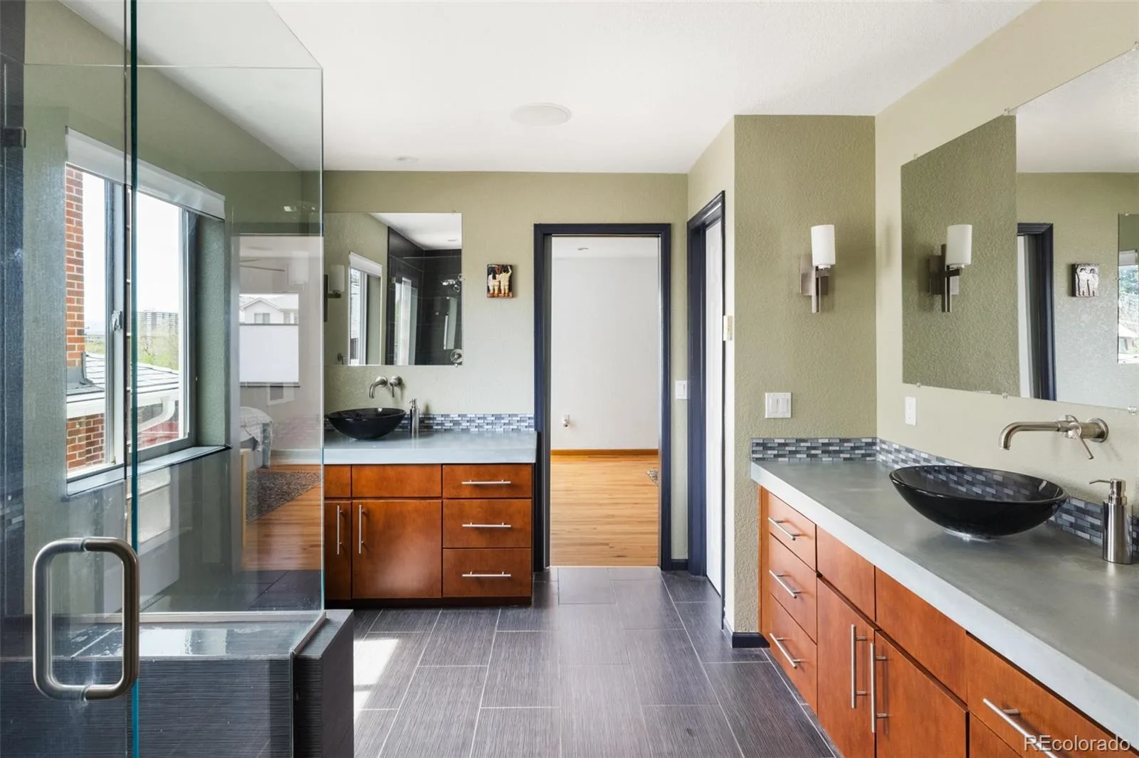 22 Colorado Boulevard Denver CO 80206 | MLS #REC4220706 07312026234534 1600 14