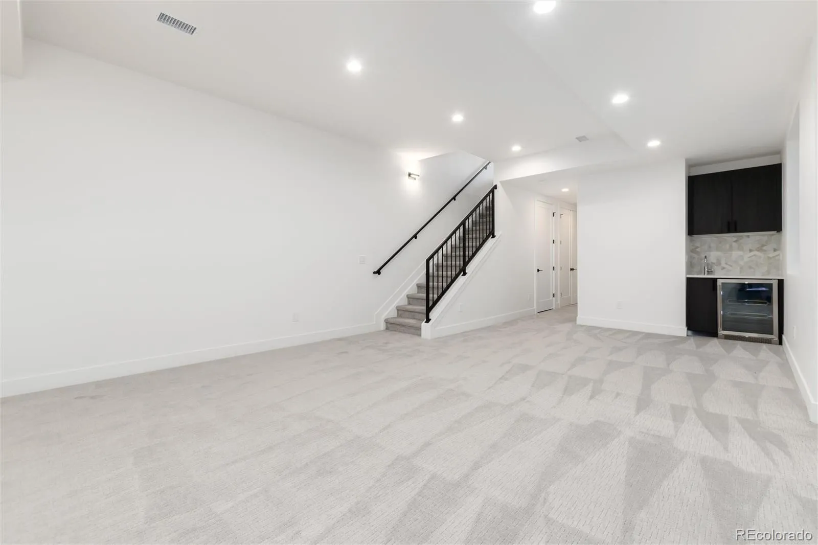 2088 Eliot Street Denver CO 80211 MLS #REC4226632 05032026173822 1600 34