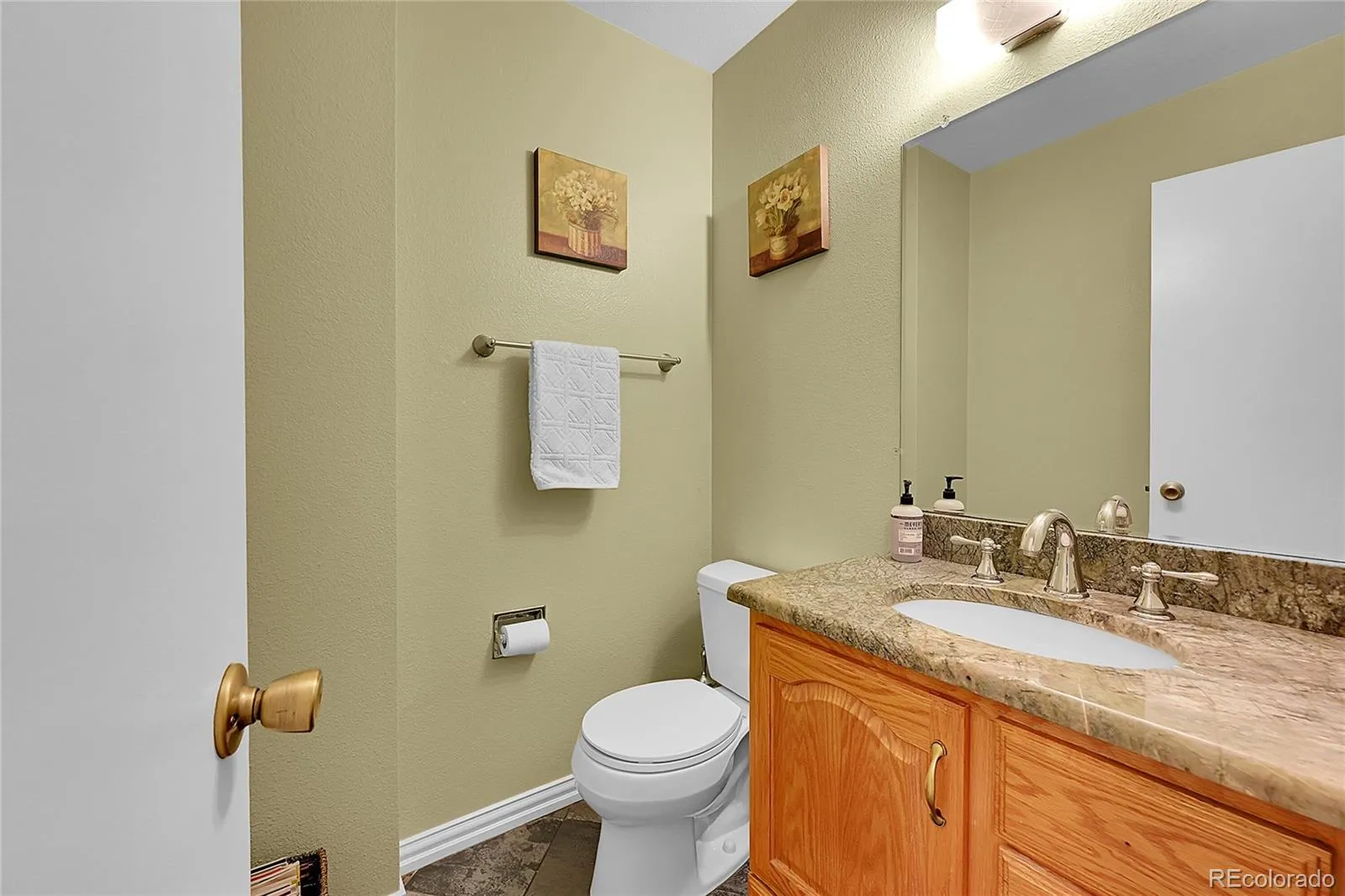 04152026202854 1600 21