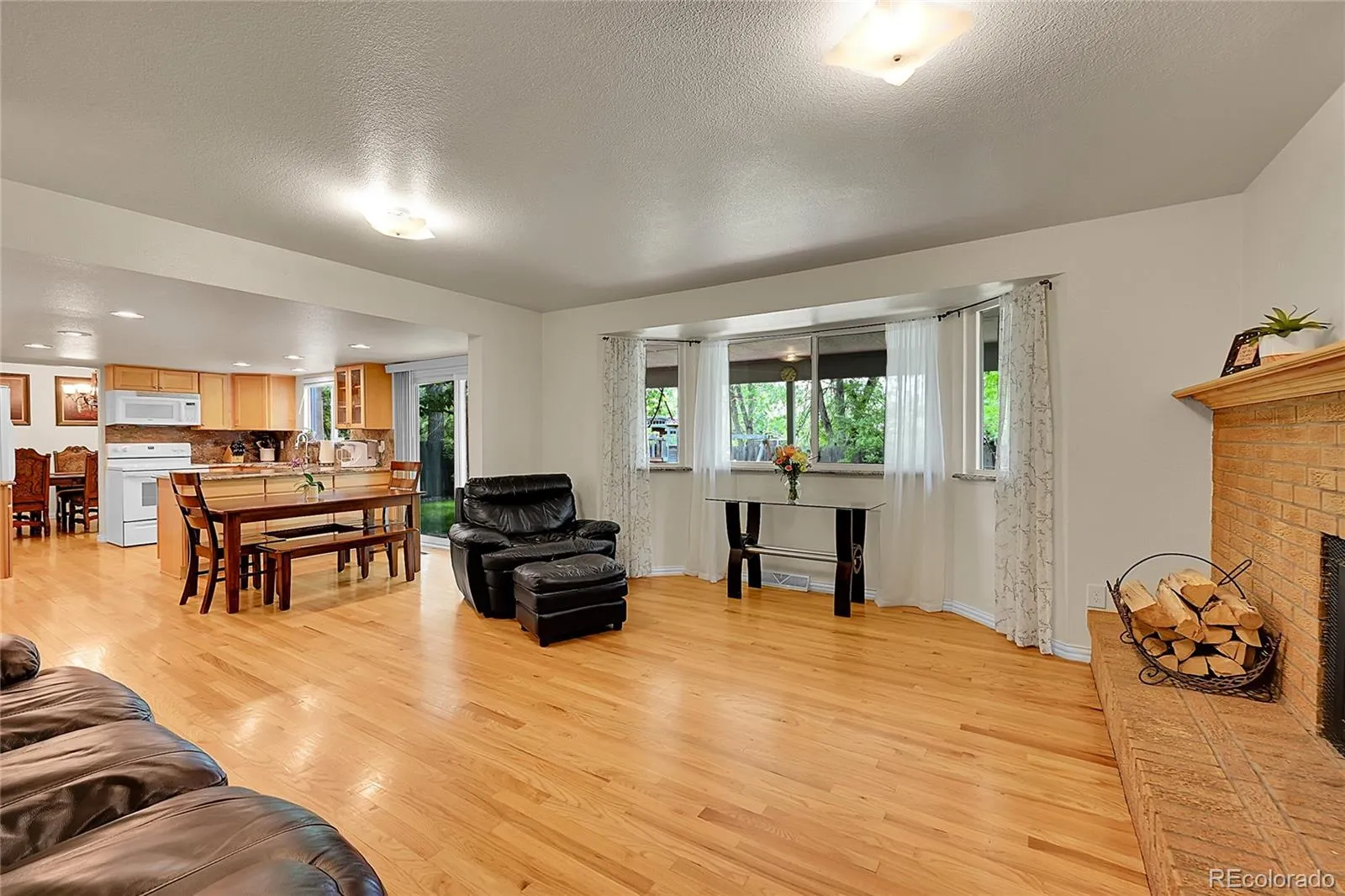 04152026202854 1600 9