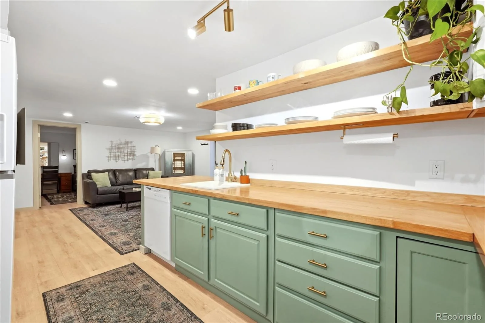 12220 W 60th Avenue Arvada CO 80004 MLS #REC4228222 06182026233004 1600 27