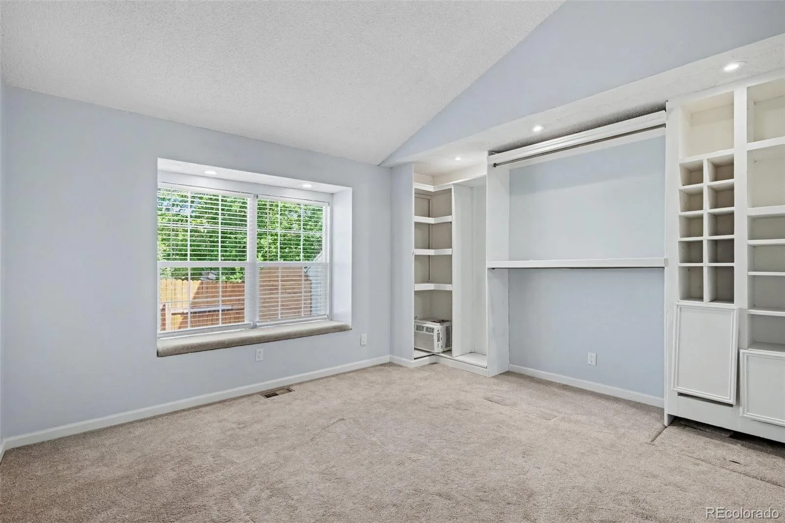 4646 S Dillon Court #A Aurora CO 80015 | MLS #REC4228250 08202026234413 1600 16