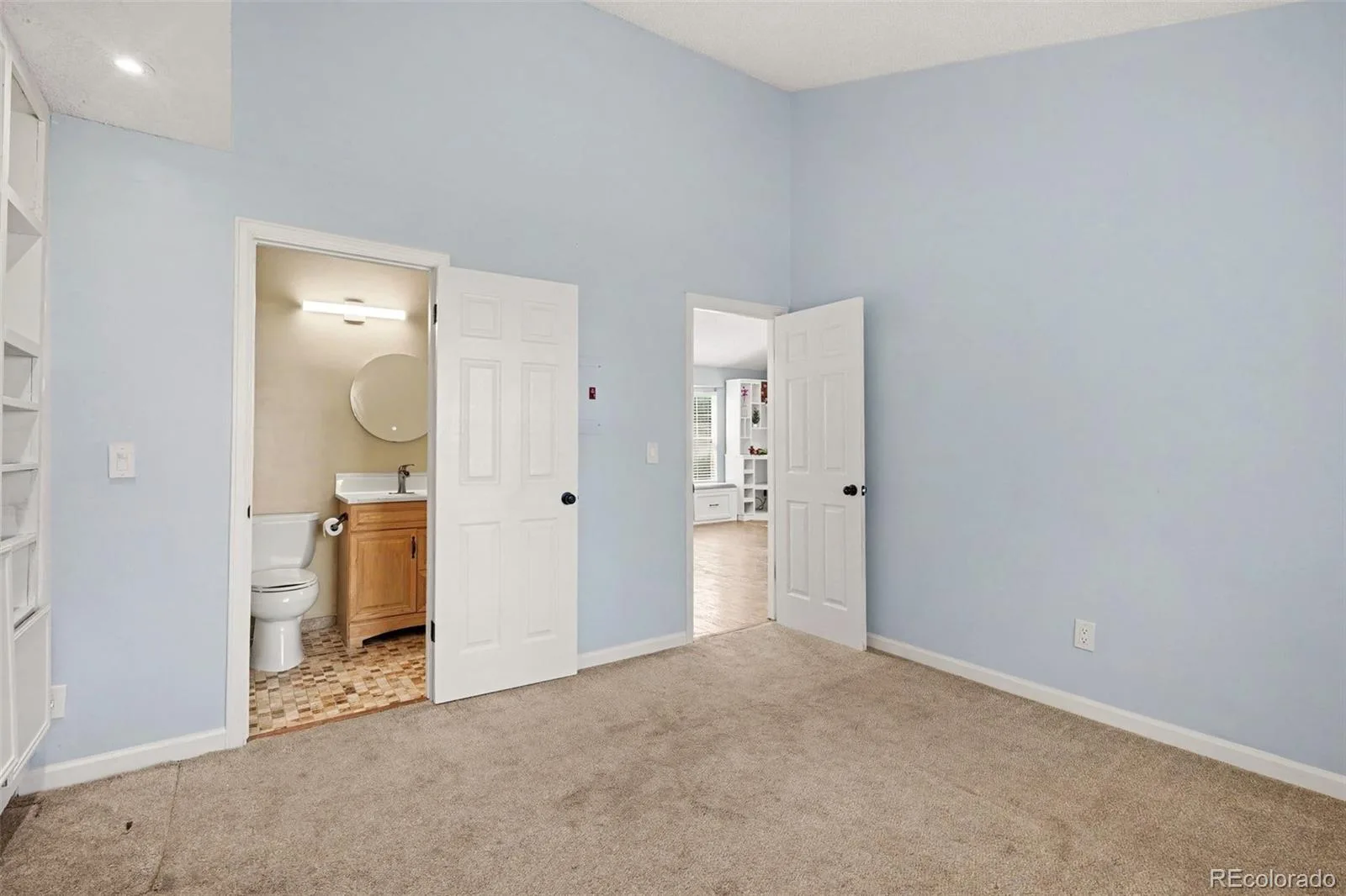 4646 S Dillon Court #A Aurora CO 80015 | MLS #REC4228250 08202026234413 1600 17