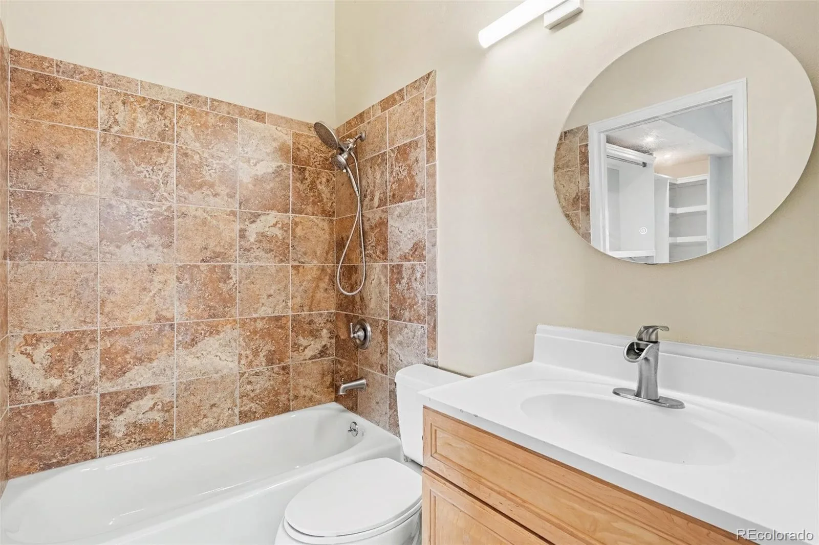 4646 S Dillon Court #A Aurora CO 80015 | MLS #REC4228250 08202026234413 1600 18