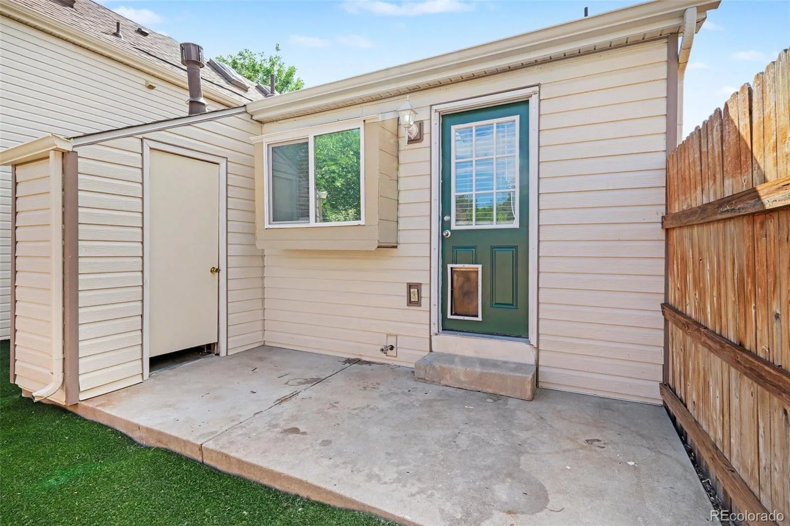 4646 S Dillon Court #A Aurora CO 80015 | MLS #REC4228250 08202026234413 1600 22