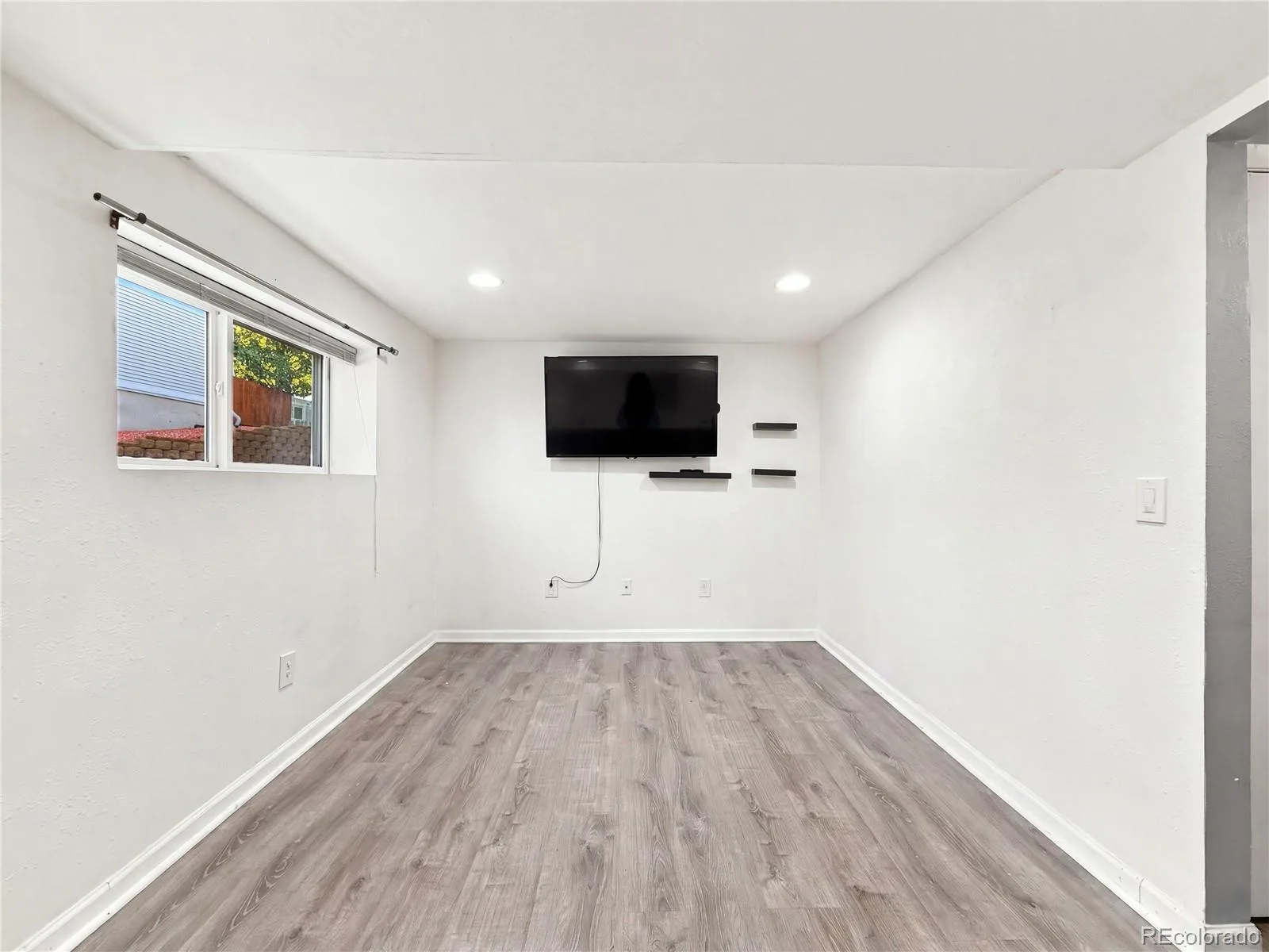 1050 S Monaco St Parkway Denver CO 80224 | MLS #REC4230455 10152026061839 1600 13
