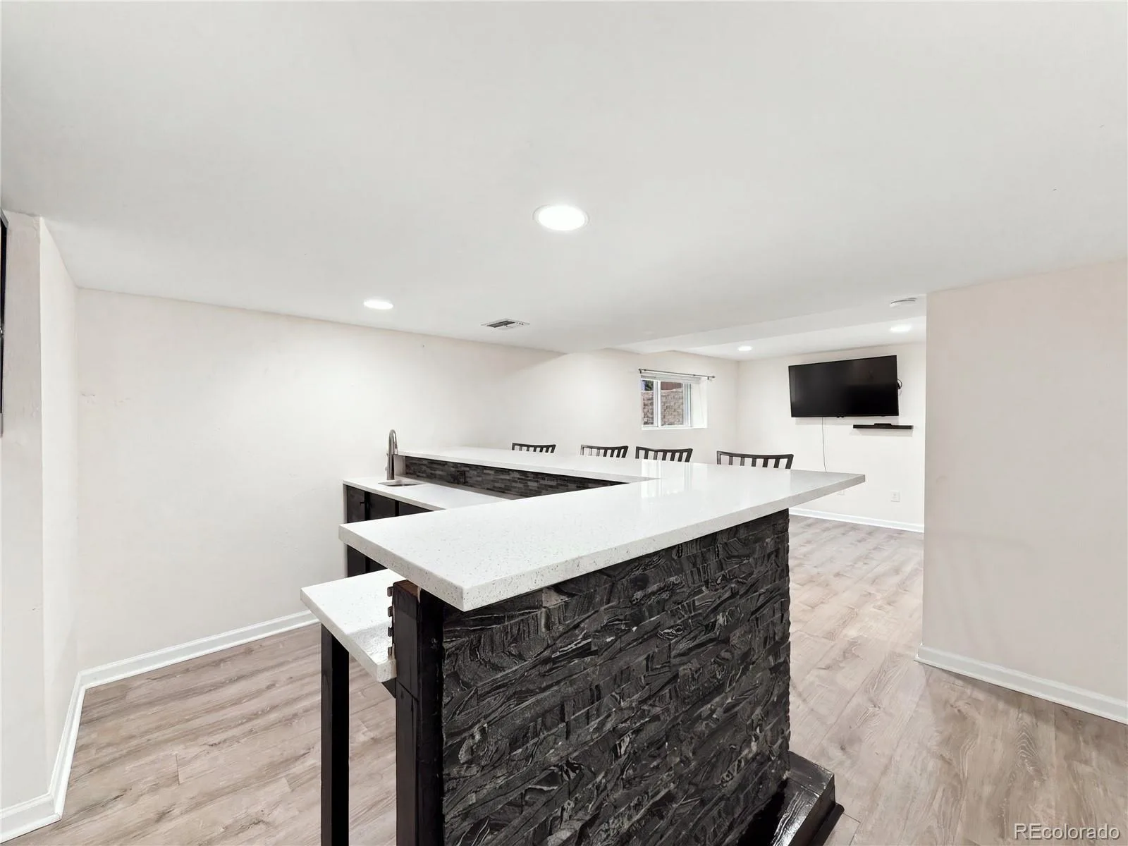 1050 S Monaco St Parkway Denver CO 80224 | MLS #REC4230455 10152026061839 1600 23