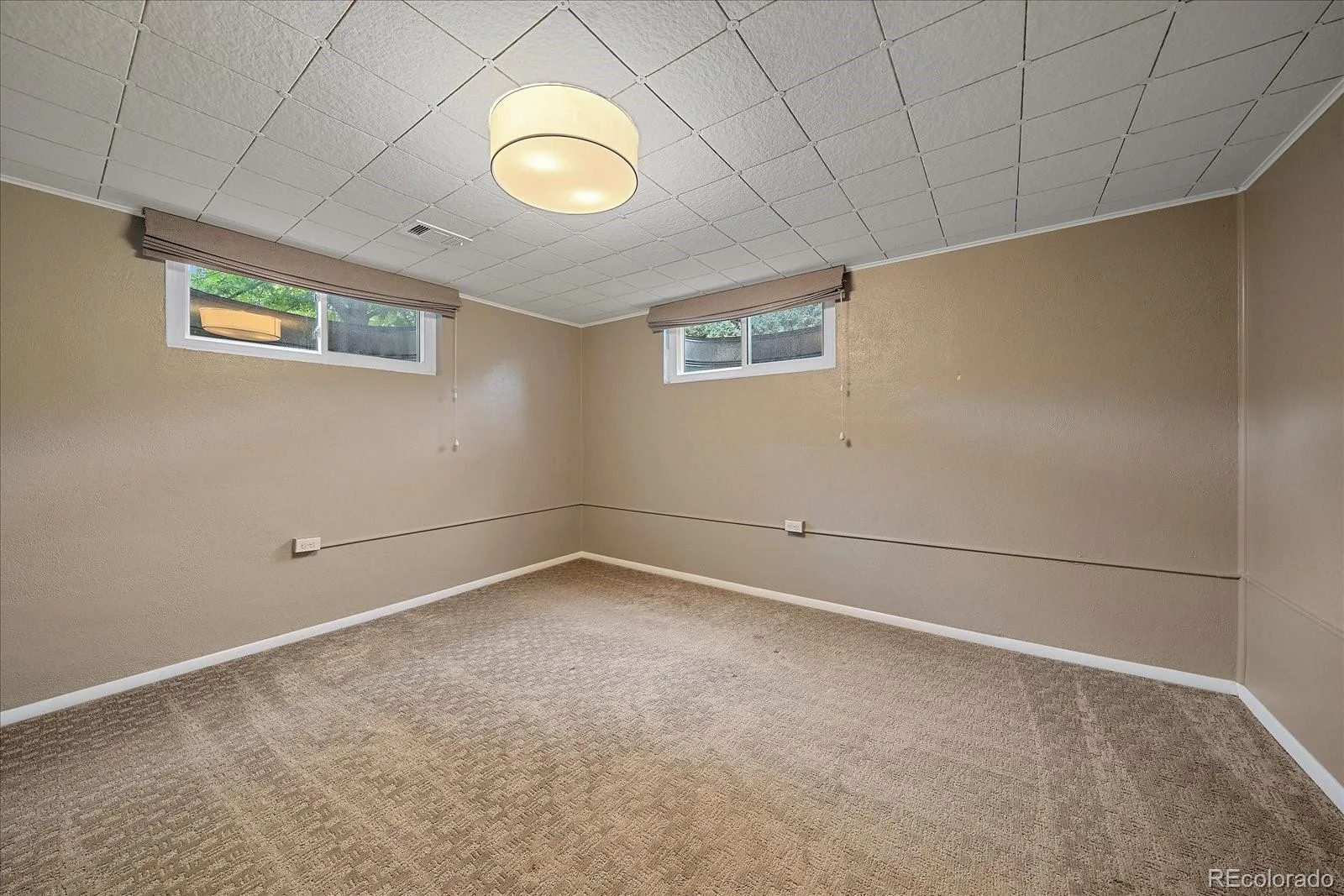 6046 S Valleyview Street Littleton CO 80120 | MLS #REC4231577 08262026210536 1600 20