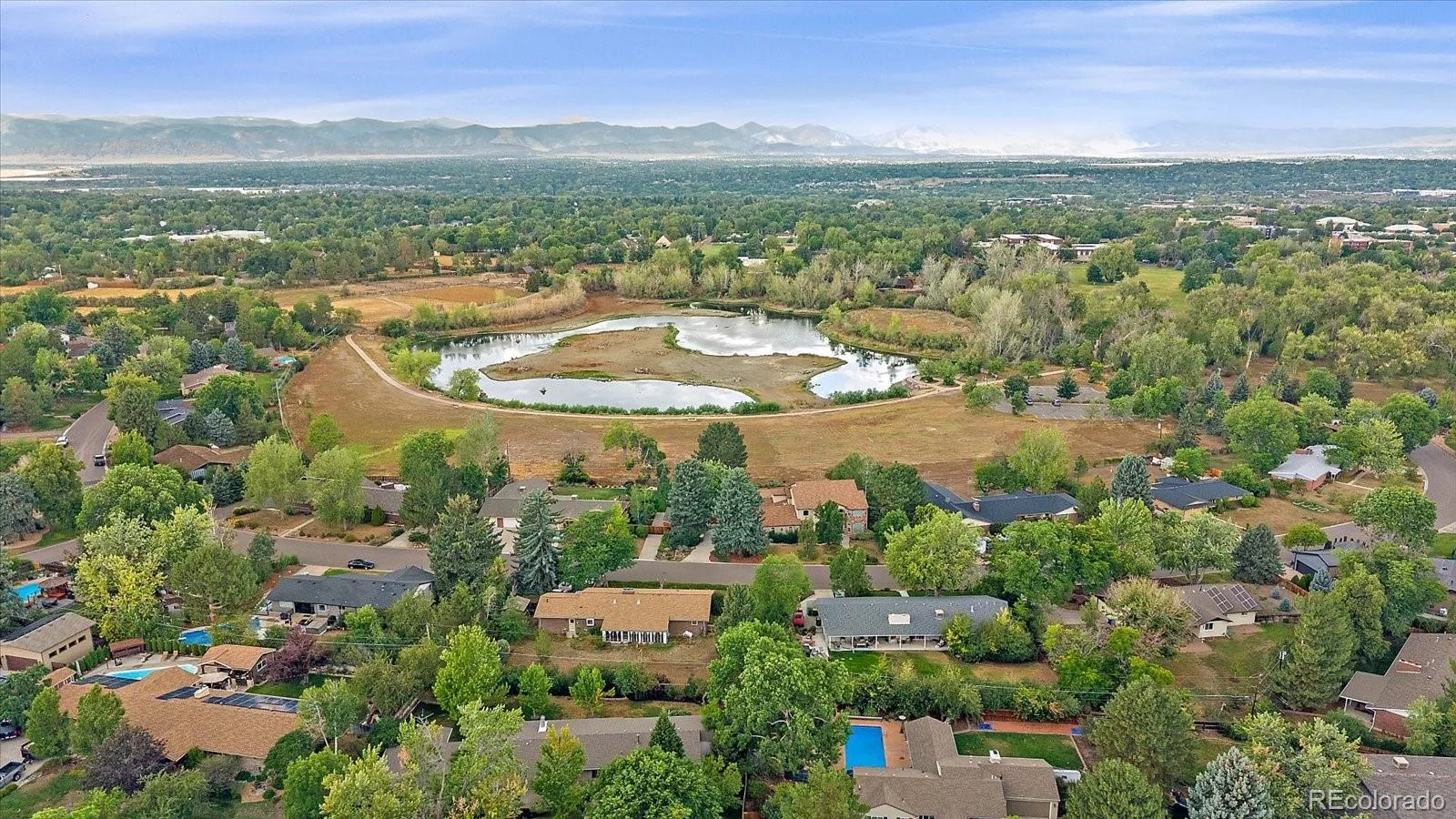6046 S Valleyview Street Littleton CO 80120 | MLS #REC4231577 08262026210536 1600 33