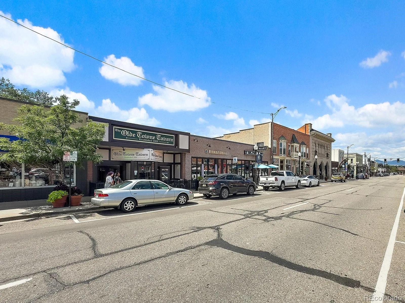 6046 S Valleyview Street Littleton CO 80120 | MLS #REC4231577 08262026210536 1600 35