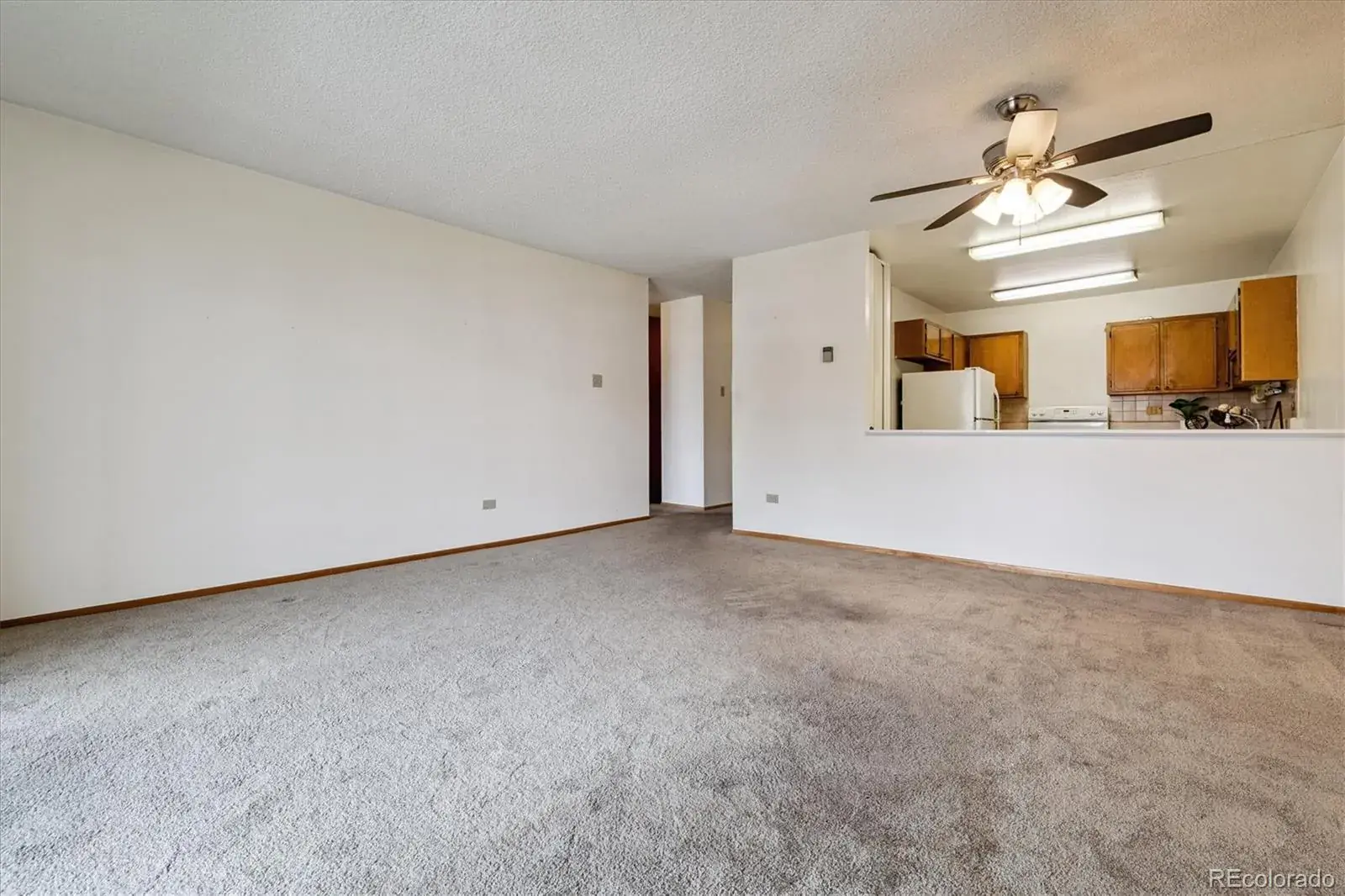610 S Clinton Street #10B Denver CO 80247 MLS #REC4232368 02022026043434 1600 4
