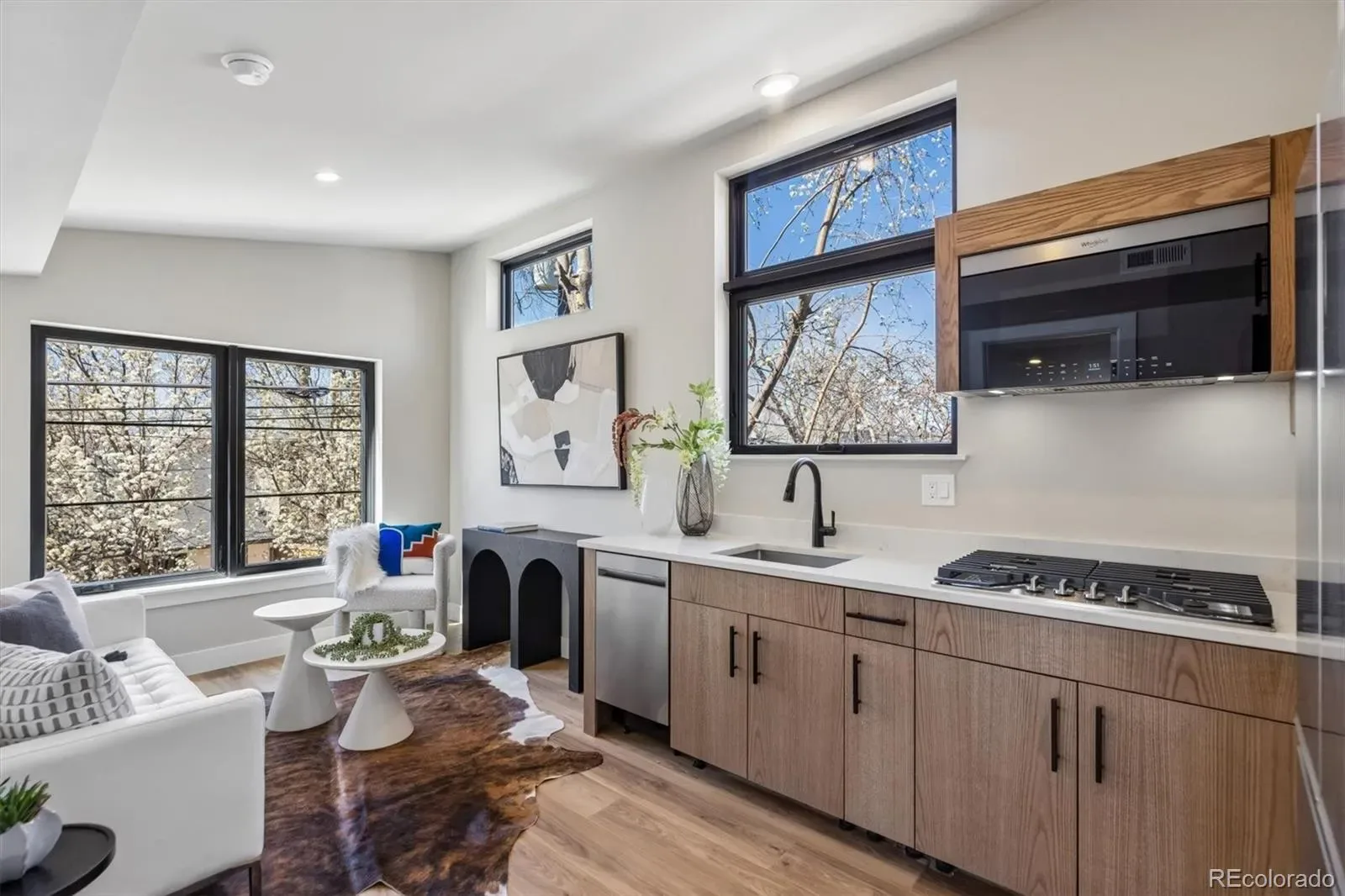 03272026235421 1600 44