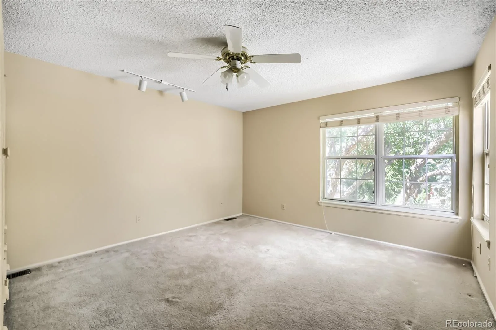 1575 S Trenton Court Denver CO 80231 | MLS #REC4238734 09152026180307 1600 12