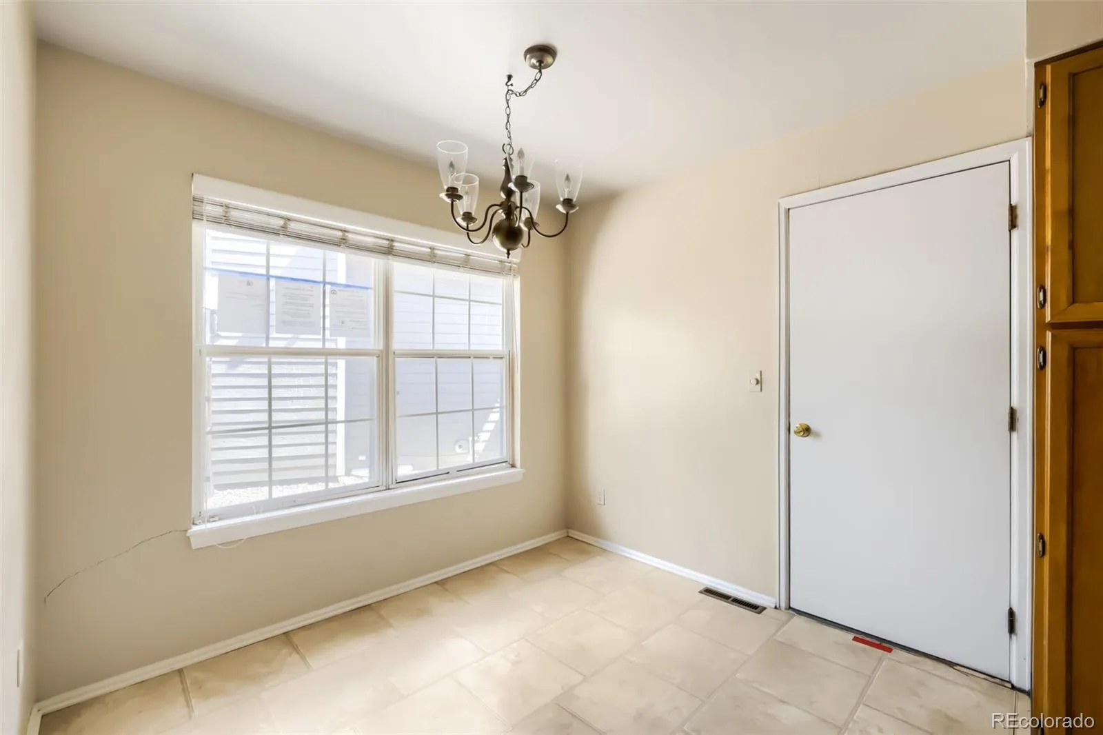 1575 S Trenton Court Denver CO 80231 | MLS #REC4238734 09152026180307 1600 4