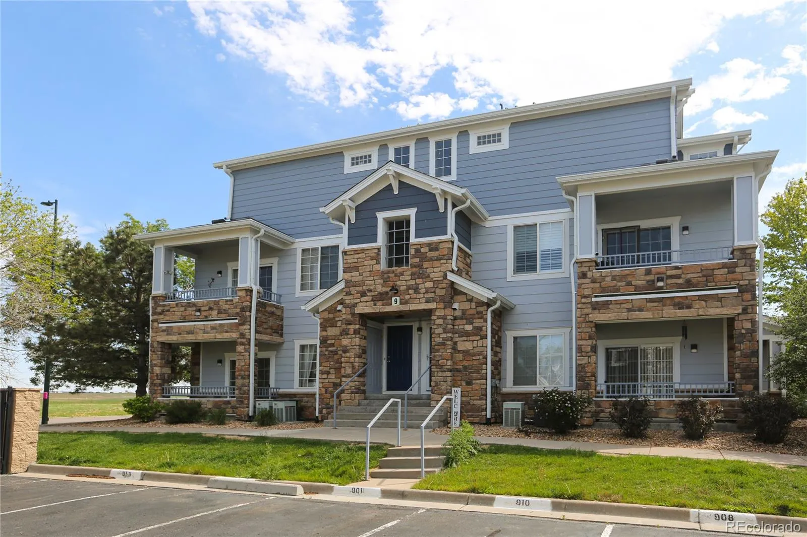5255 Memphis Street #921 Denver CO 80239 MLS #REC4238961 05142026234909 1600 26