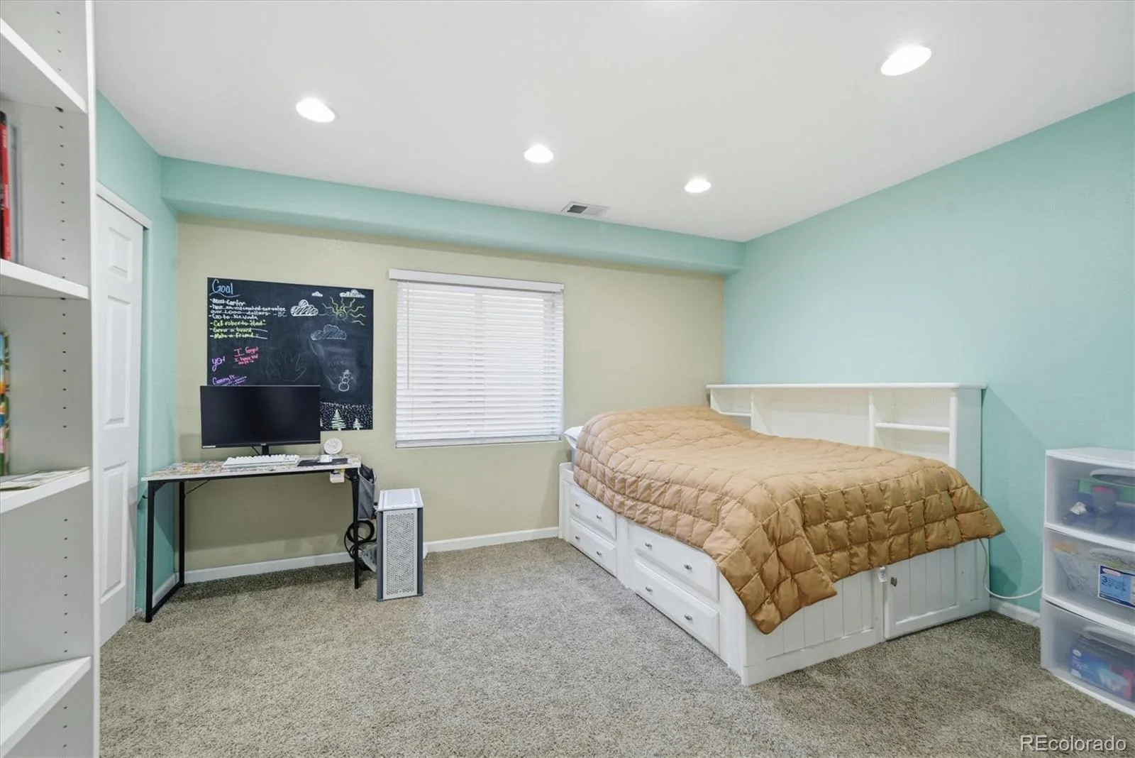 4150 Bountiful Circle Castle Rock CO 80109 | MLS #REC4238993 08162026050911 1600 36