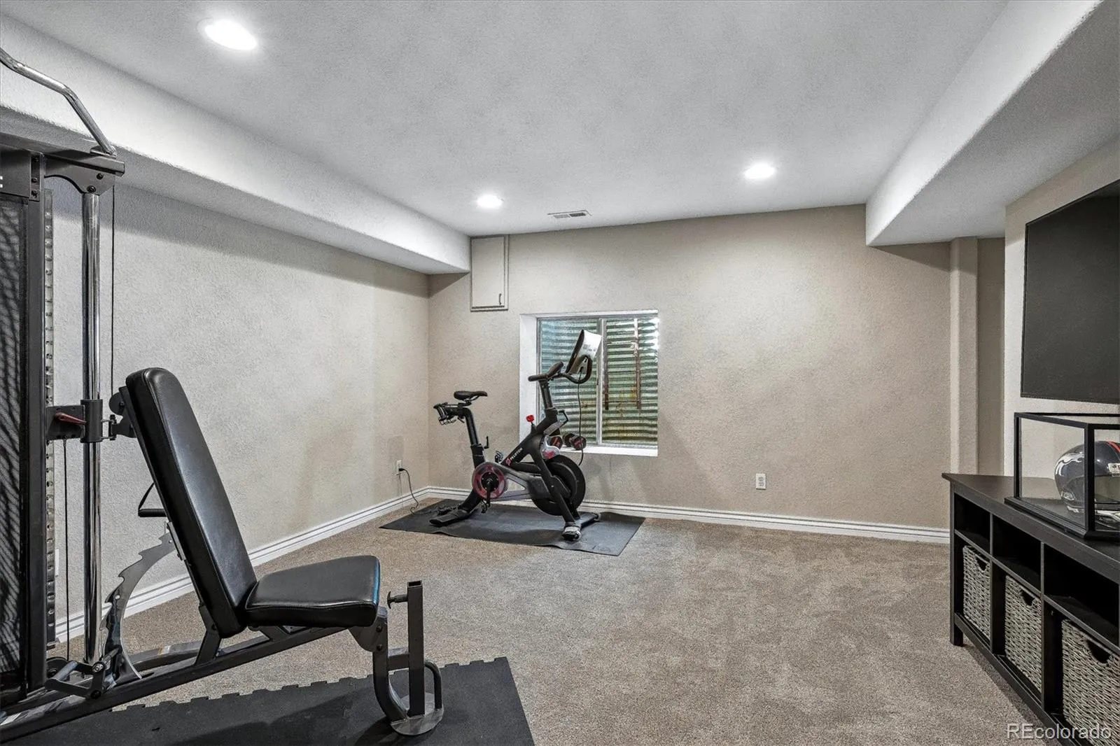 595 Leicester Lane Castle Pines CO 80108 MLS #REC4241057 04152026161211 1600 33
