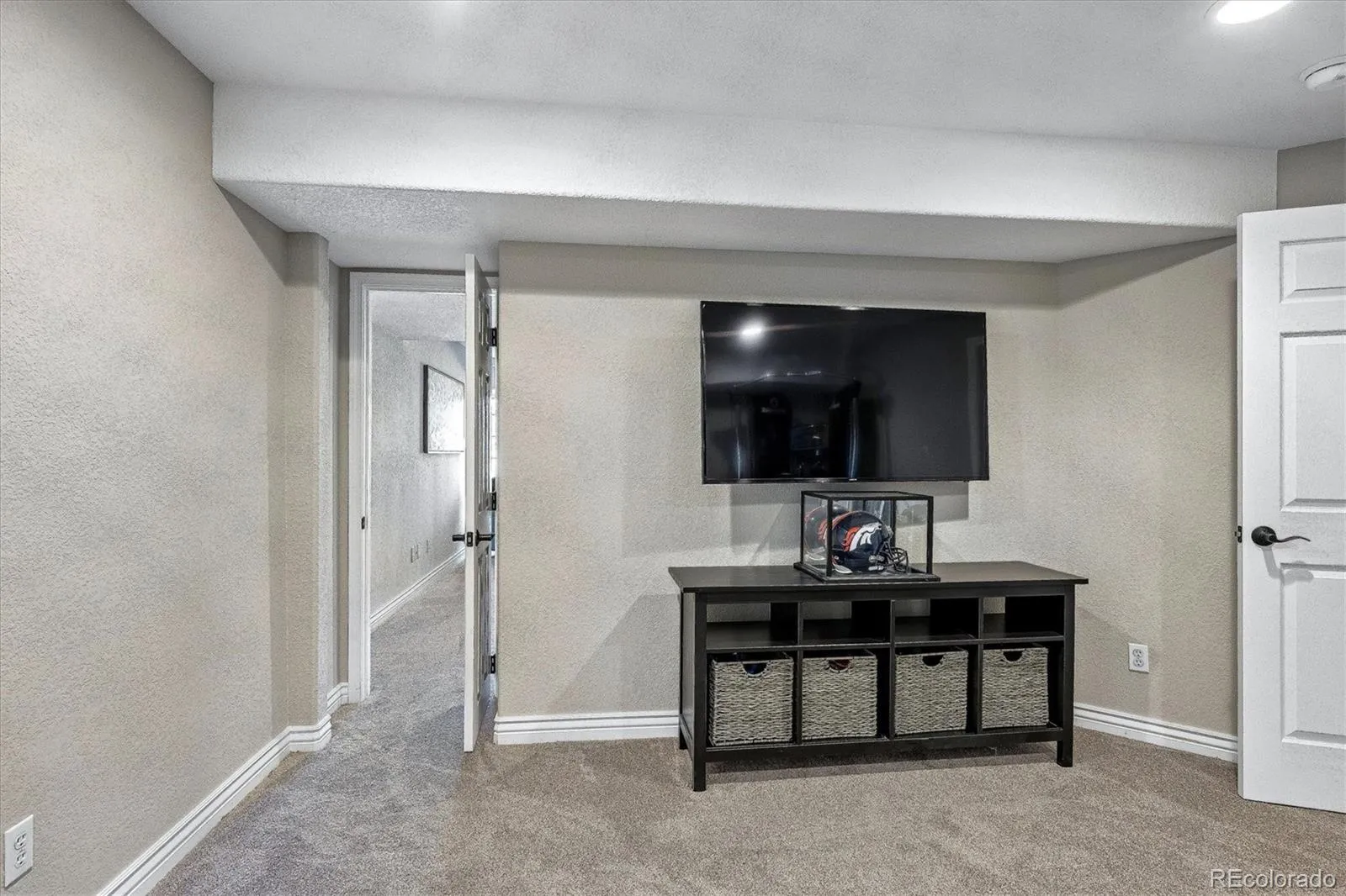 595 Leicester Lane Castle Pines CO 80108 MLS #REC4241057 04152026161211 1600 34