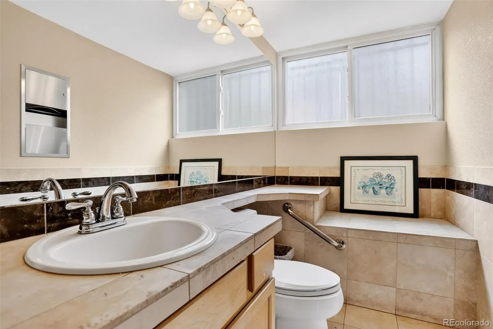 1125 N Washington Street #206 Denver CO 80203 MLS #REC4242577 03132026185756 1600 20