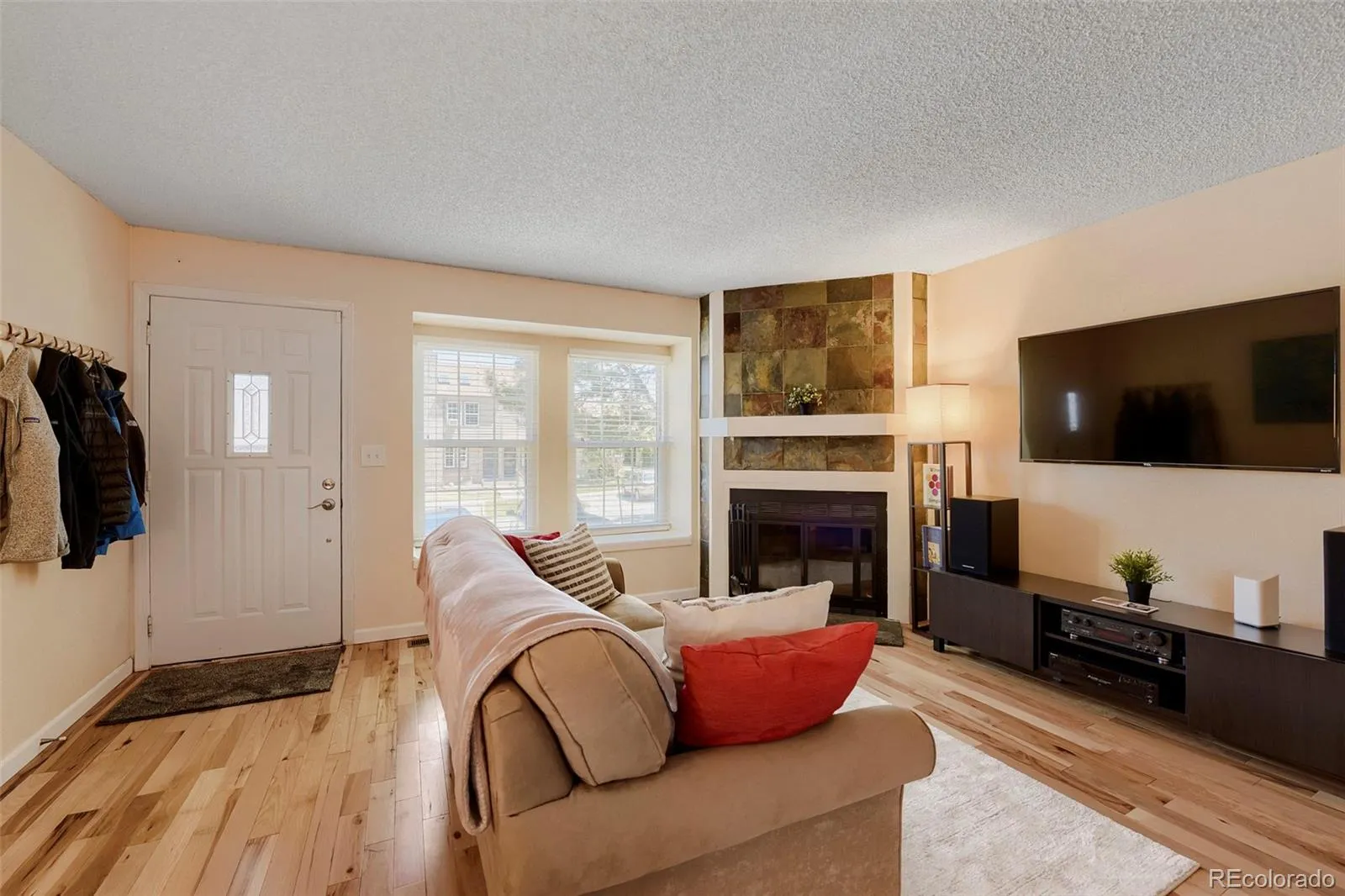 17335 E Rice Circle #B Aurora CO 80015 MLS #REC4242720 05132026151005 1600 3
