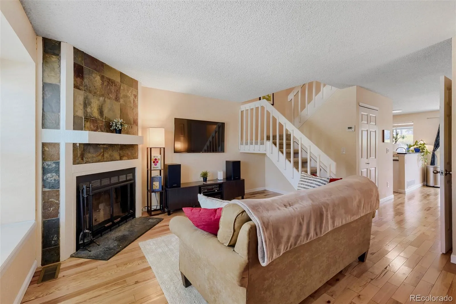 17335 E Rice Circle #B Aurora CO 80015 MLS #REC4242720 05132026151005 1600 4