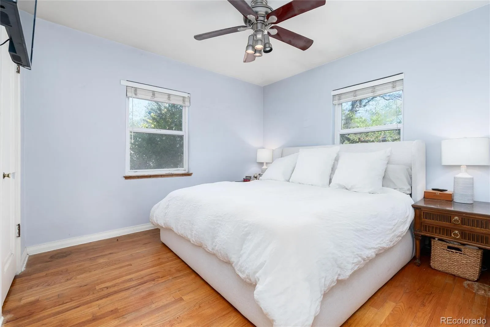 1690 S Marion Street Denver CO 80210 MLS #REC4242885 04242026165455 1600 19