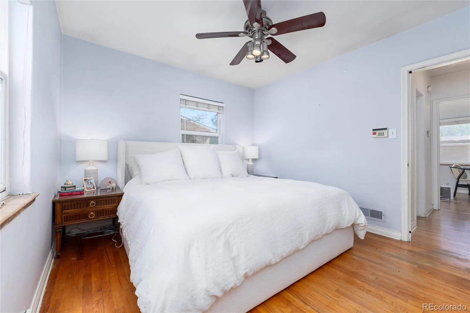 1690 S Marion Street Denver CO 80210 MLS #REC4242885 04242026165455 1600 20