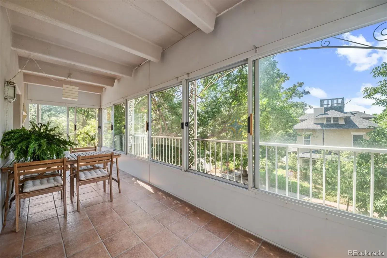 01162026001736 1600 12