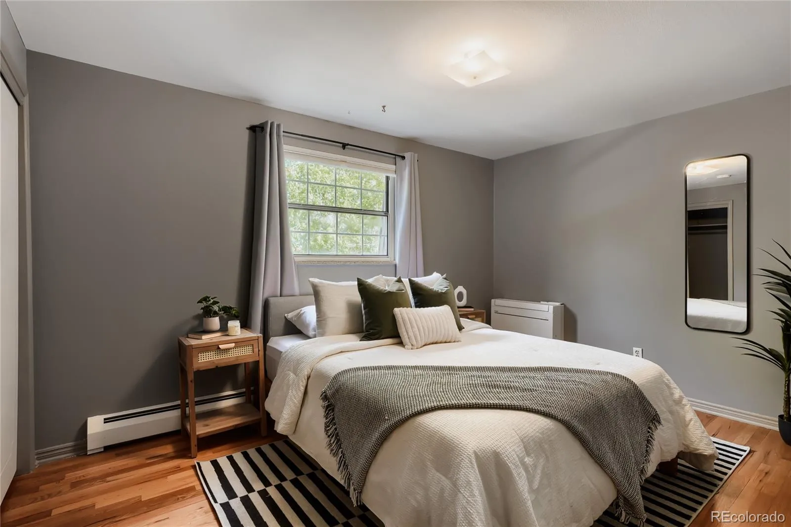 04182026022340 1600 15