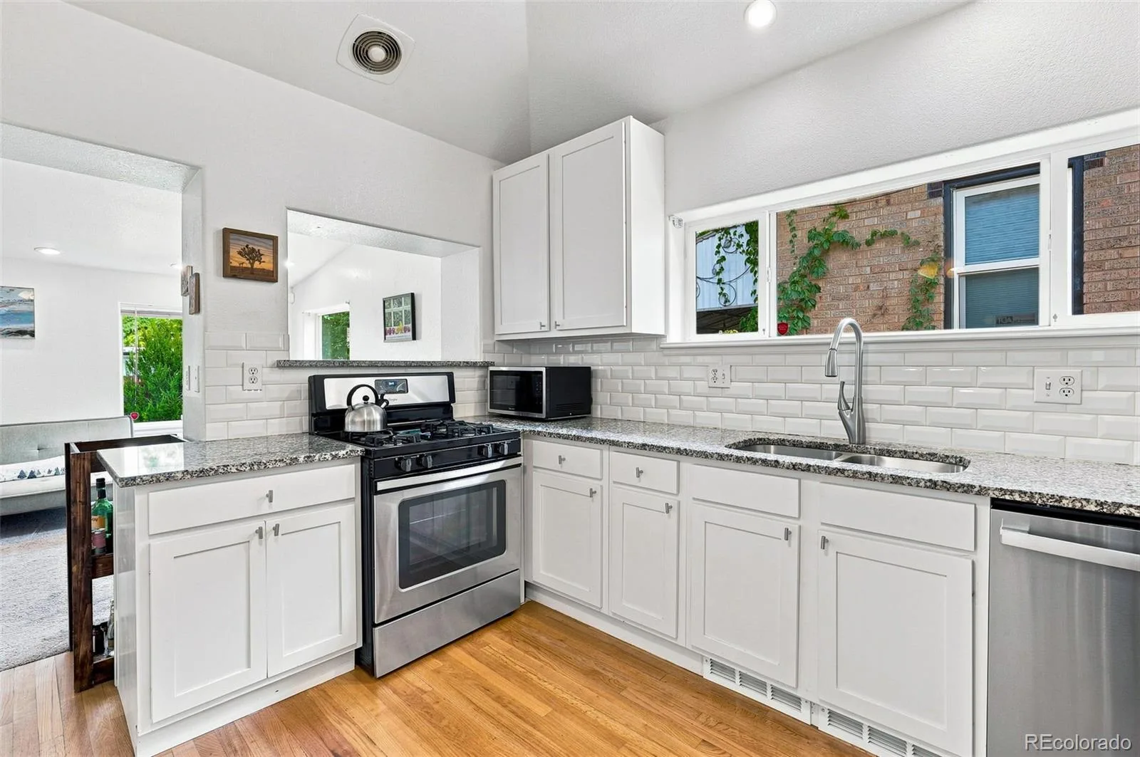 1028 Jackson Street Denver CO 80206 | MLS #REC4244355 08182026170934 1600 2