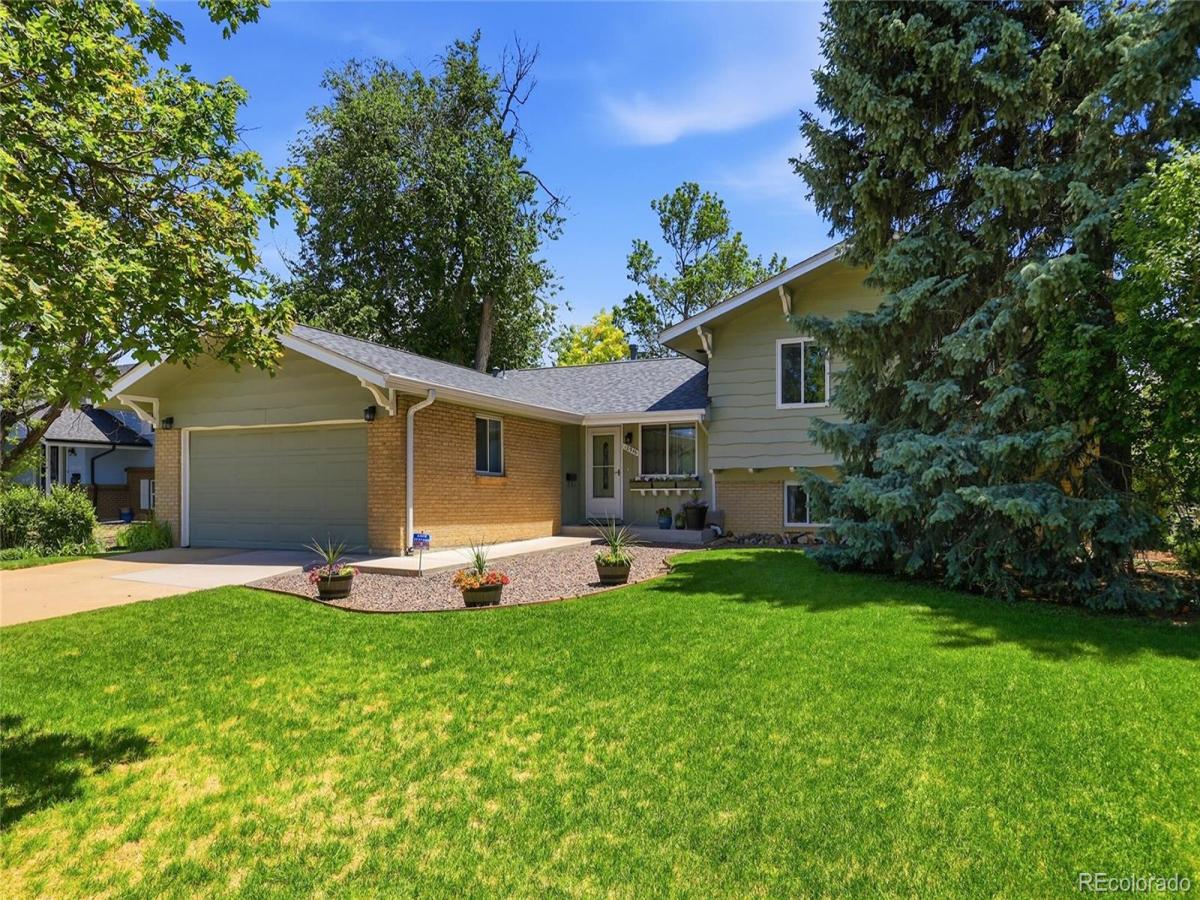 12946 E 2nd Avenue Aurora CO 80011 | MLS #REC4247255 MLS #REC4247255 image #0