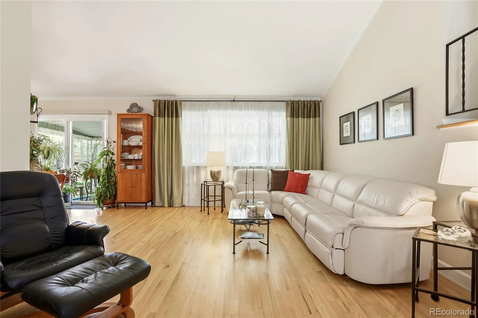12946 E 2nd Avenue Aurora CO 80011 | MLS #REC4247255 08282026000528 1600 3